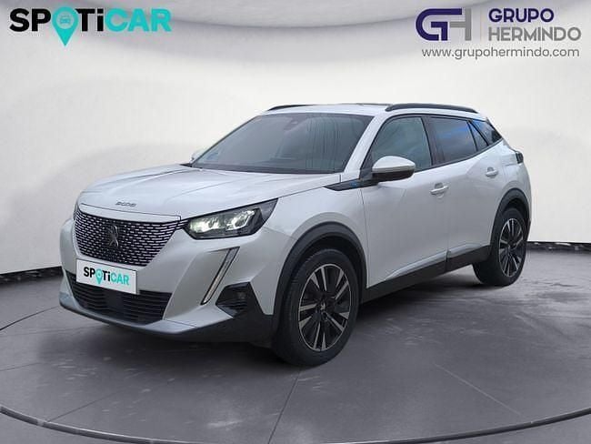 Usado Peugeot e-2008 Allure 100 kW (136 CV) 2021 Blanco SUV