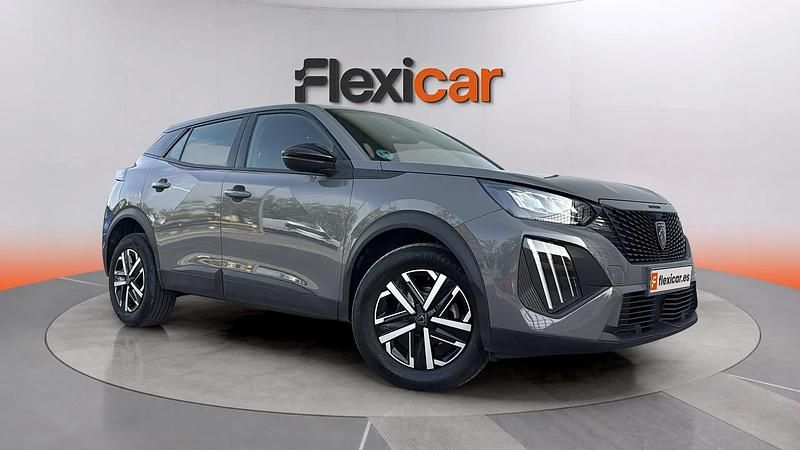 Usado Peugeot 2008 Active 102 CV (75 kW) 2023 Gris SUV