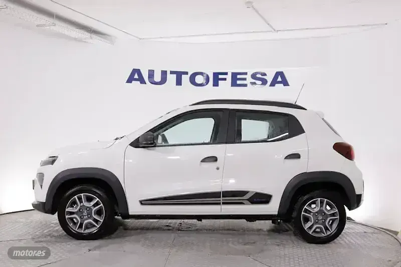Usado Dacia Spring Comfort 33 kW (45 CV) 2021 Blanco Utilitario