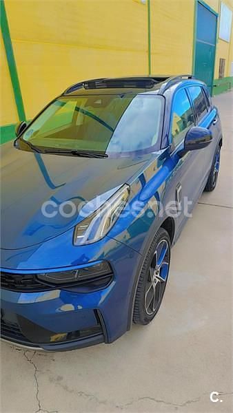 Usado Lynk & Co 01 261 CV (191 kW) 2022 Azul SUV