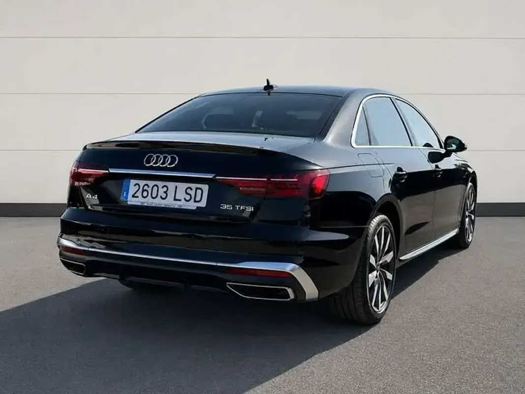 Usado Audi A4 S-Line 150 CV (110 kW) 2021 Negro Berlina