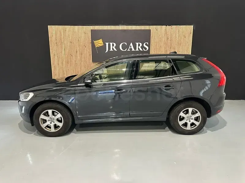 Usado Volvo XC60 Summum 181 CV (133 kW) 2015 Gris / plata SUV