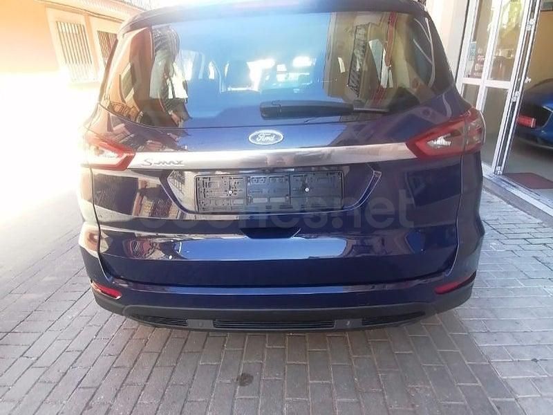 Usado Ford S-MAX Titanium 150 CV (110 kW) 2021 Azul Monovolumen