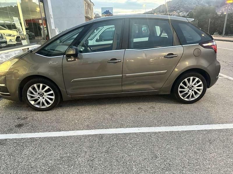 Marrón Usado 2011 Citroën C4 Exclusive Utilitario | 2995 € (Precio justo) - Imagen 1/4