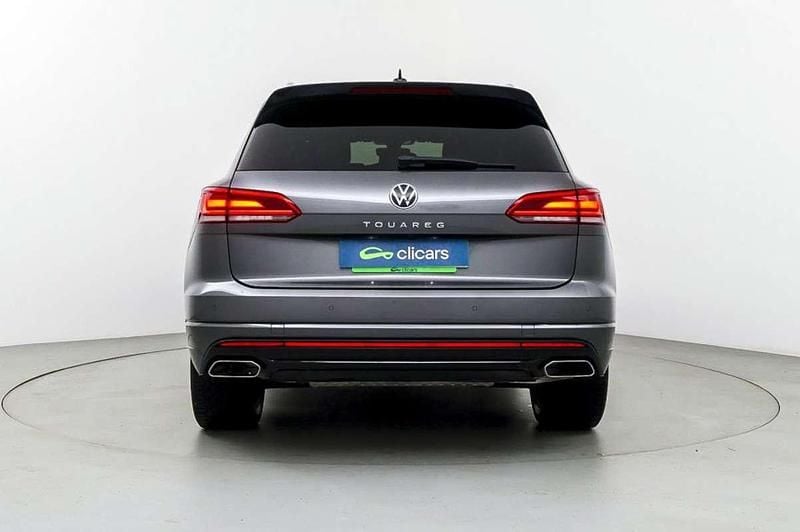 Usado VW Touareg Elegance 286 CV (210 kW) 2021 Gris SUV