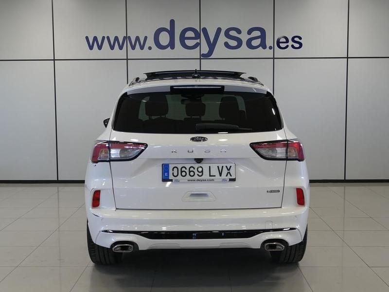 Usado Ford Kuga ST-Line 190 CV (139 kW) 2022 Blanco SUV