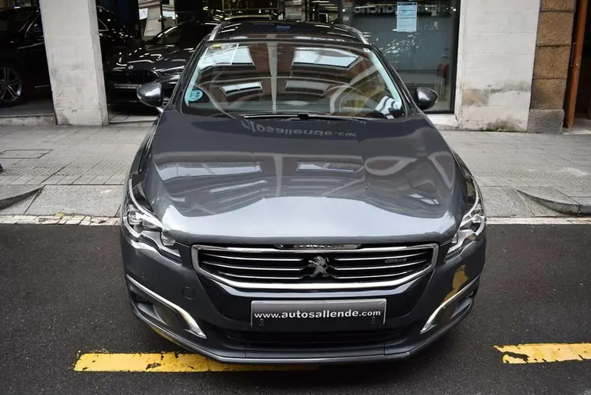 Usado Peugeot 508 Allure 181 CV (133 kW) 2016 Gris Berlina