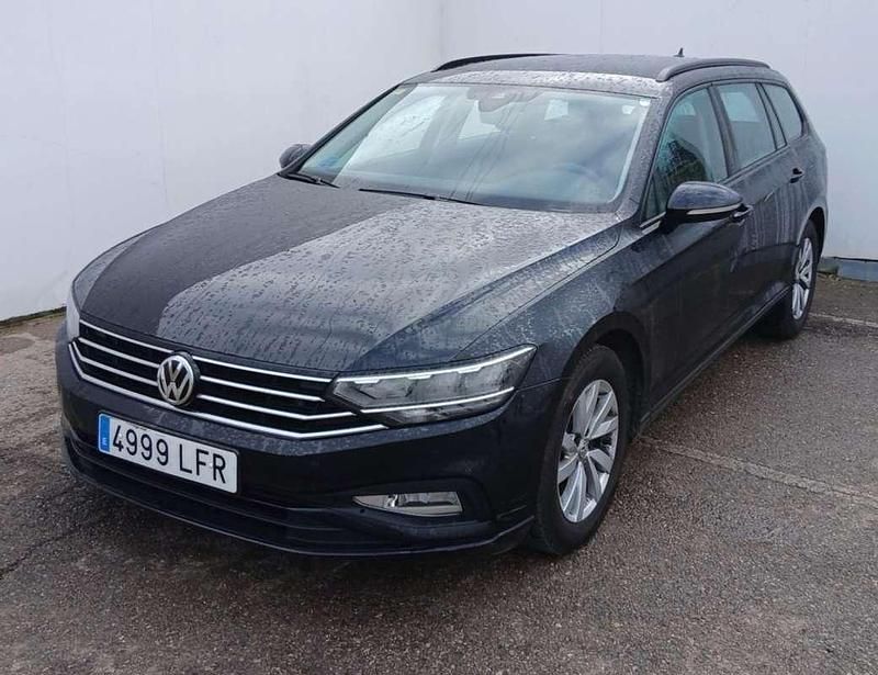 Negro Usado 2020 VW Passat Business Familiar | 11.999 € (Super precio) - Imagen 1/4