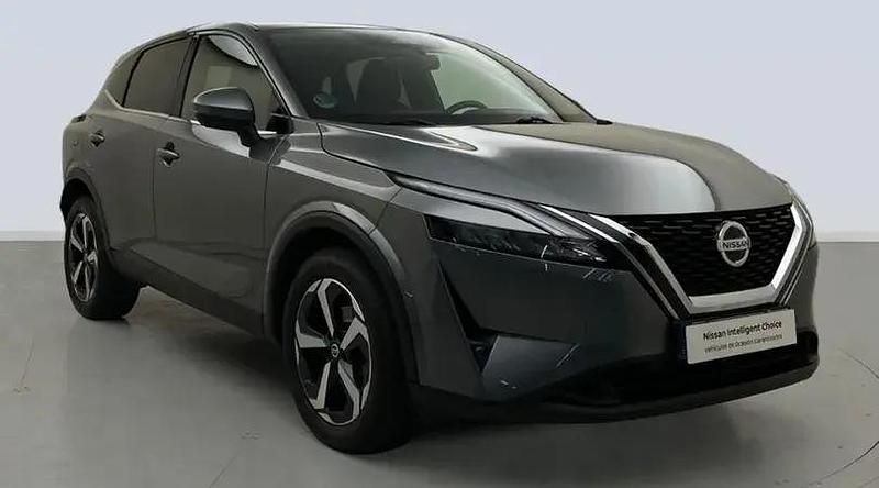 Usado Nissan Qashqai 158 CV (116 kW) 2022 Skyline grey (metalizado) SUV