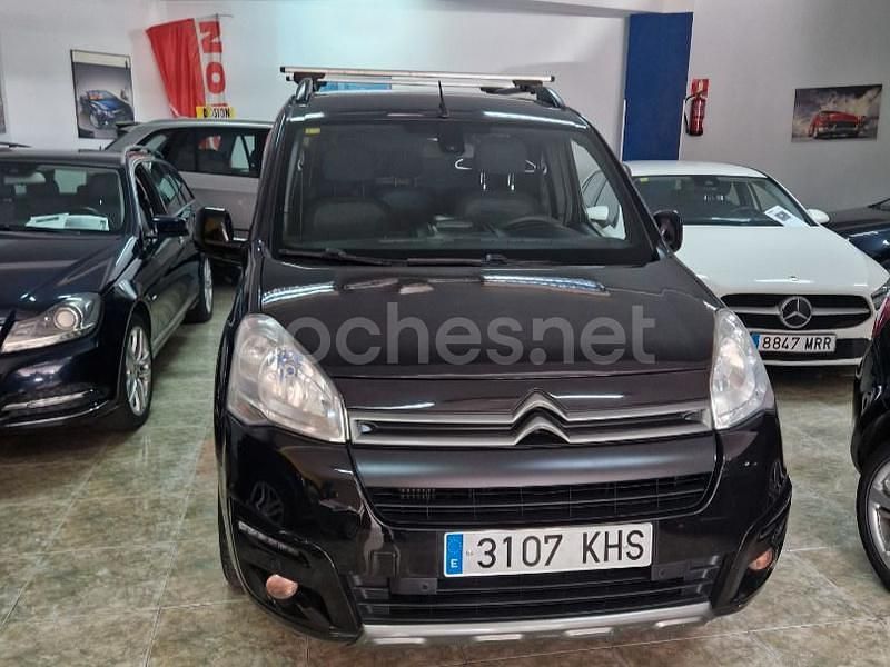 Negro Usado 2018 Citroën Berlingo Live Monovolumen | 12.490 € (Un poco caro) - Imagen 1/4