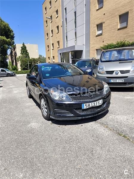 Negro Usado 2007 Opel Astra GTC Enjoy Berlina | 2190 € (Super precio) - Imagen 1/4