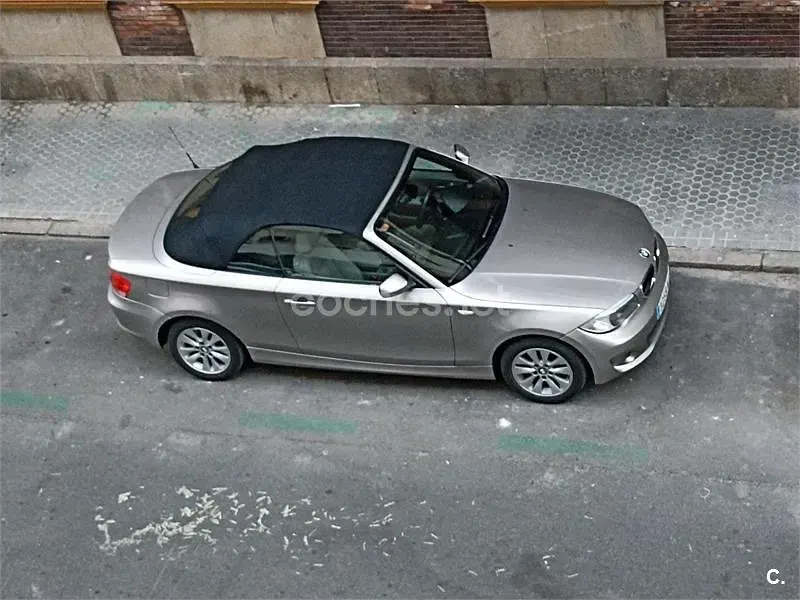 Usado BMW 118 Cabriolet 143 CV (105 kW) 2012 Beige Descapotable