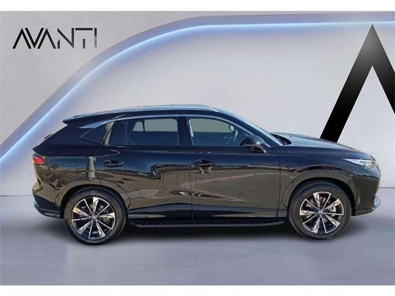 Używany MG EHS Luxury 339 KM (249 kW) 2025 SUV