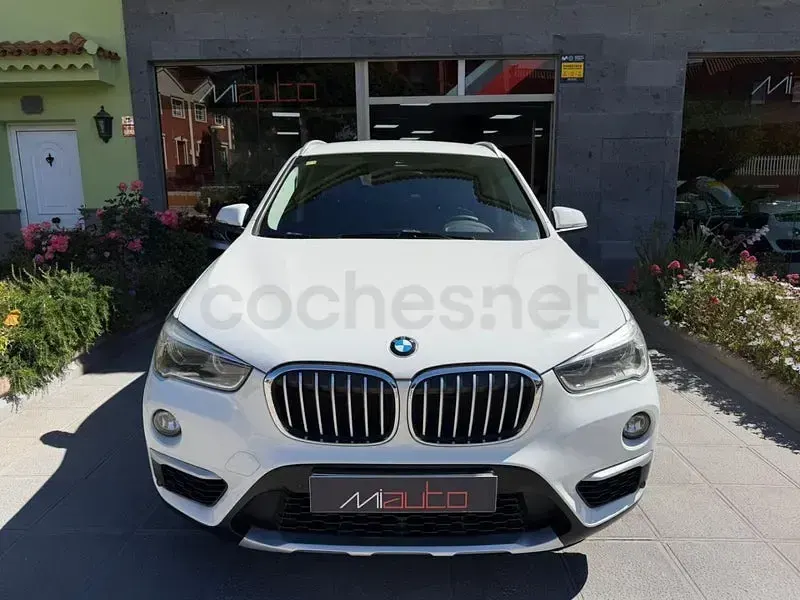 Usado BMW X1 Comfort Edition 150 CV (110 kW) 2016 Blanco SUV