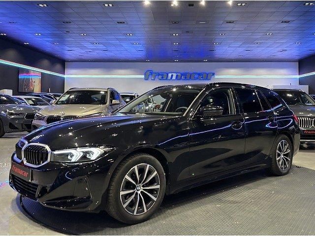 Negro Usado 2024 BMW 320 Sport Line Familiar | 41.490 € (Un poco caro) - Imagen 1/4
