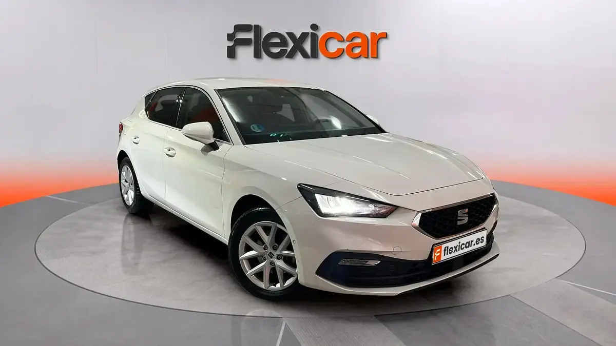 Usado Seat Leon Style 116 CV (85 kW) 2025 Familiar