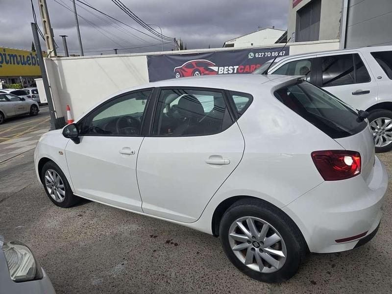 Usado Seat Ibiza Reference 90 CV (66 kW) 2016 Blanco Utilitario