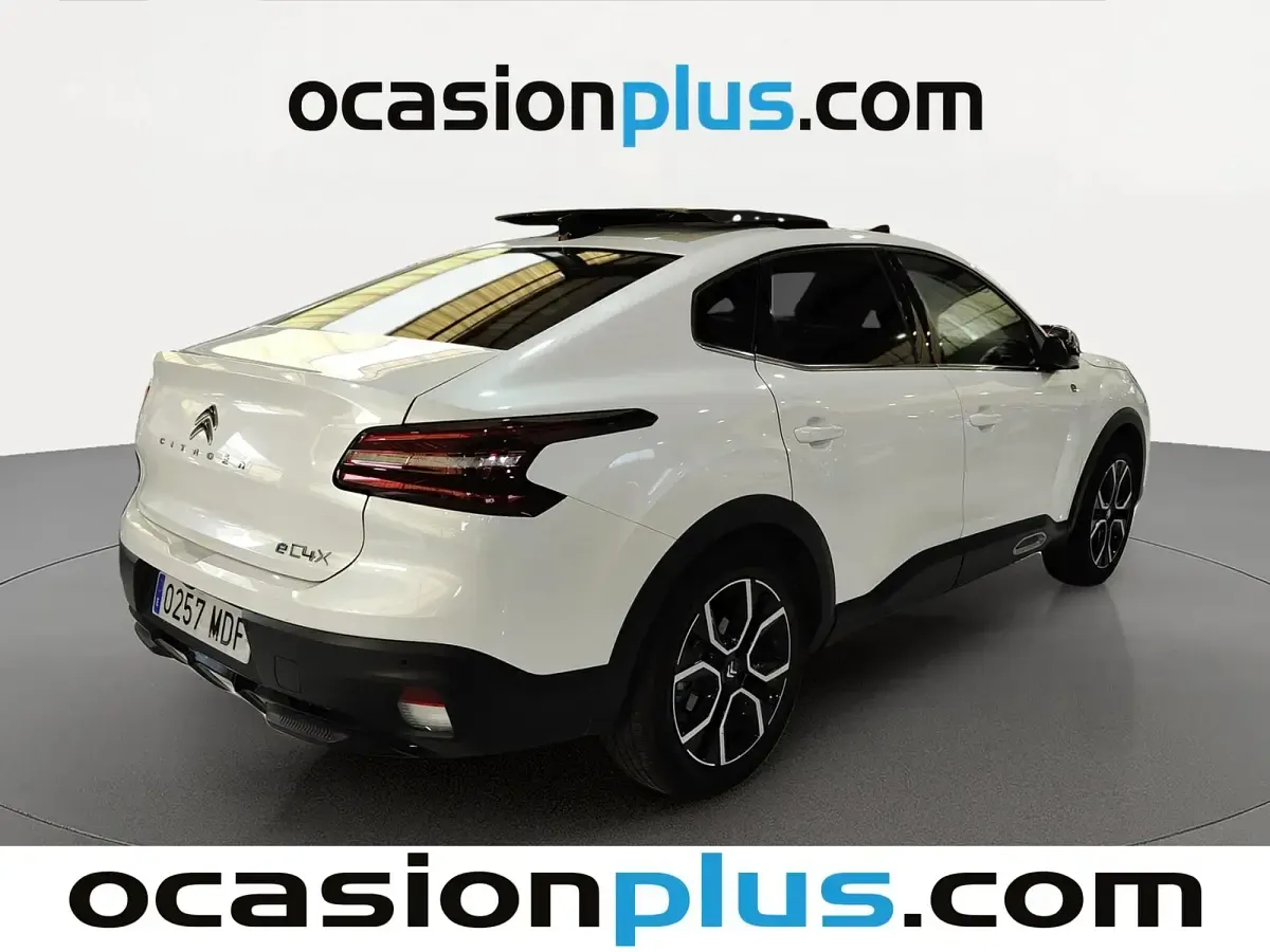 Usado Citroën C4 X Shine 100 kW (136 CV) 2022 Blanco SUV