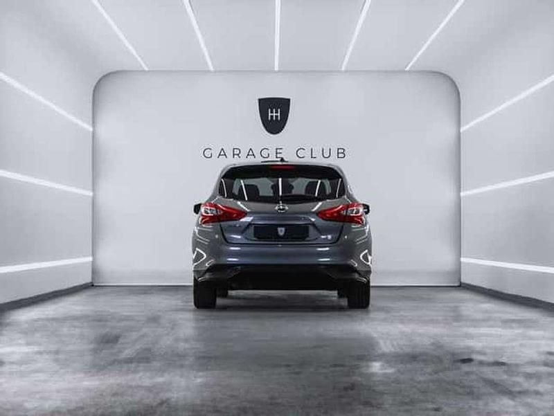 Usado Nissan Pulsar N-Connecta 116 CV (85 kW) 2016 Gris Utilitario