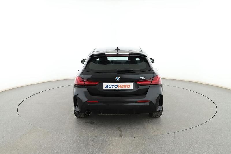 Usado BMW 118 M Sport 136 CV (100 kW) 2024 Negro Utilitario