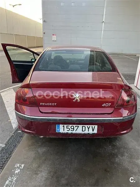Usado Peugeot 407 110 CV (80 kW) 2006 Granate Berlina