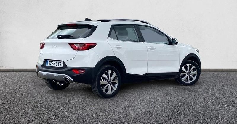 Usado Kia Stonic 84 CV (61 kW) 2022 SUV