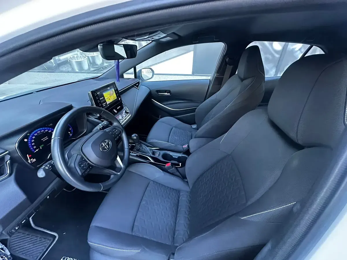 Usado Toyota Corolla Active 122 CV (89 kW) 2022 Blanco