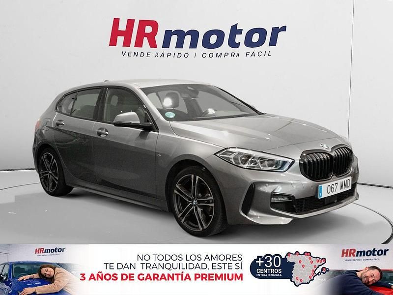 Usado BMW 118 Shadowline 136 CV (100 kW) 2023 Gris / plata Utilitario