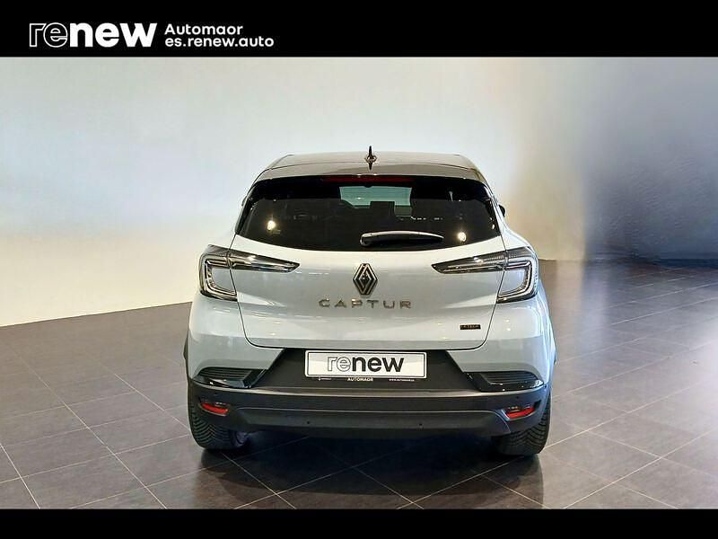 Usado Renault Captur Techno 145 CV (106 kW) 2025 Gris SUV