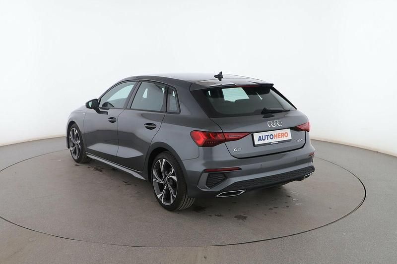 Usado Audi A3 S-Line 150 CV (110 kW) 2023 Gris Berlina
