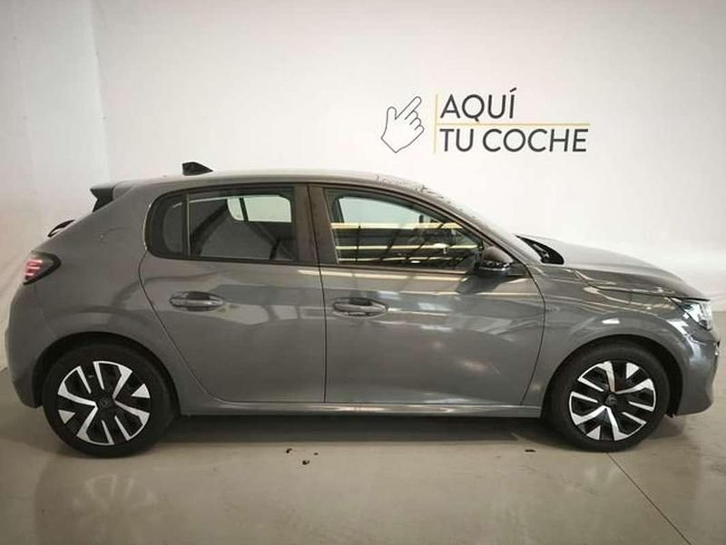 Usado Peugeot 208 Active 101 CV (74 kW) 2024 Gris Utilitario
