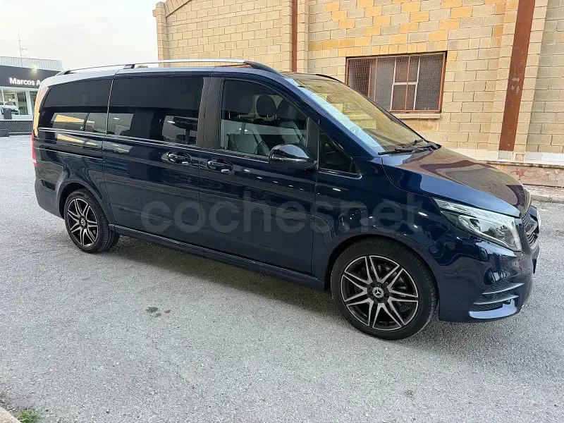 Usado Mercedes V250 Exclusive 190 CV (139 kW) 2020 Azul Monovolumen