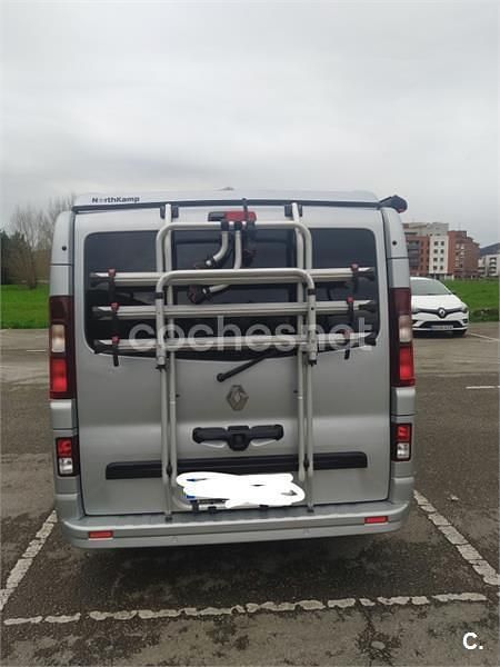 Usado Renault Trafic 150 CV (110 kW) 2023 Gris / plata Monovolumen