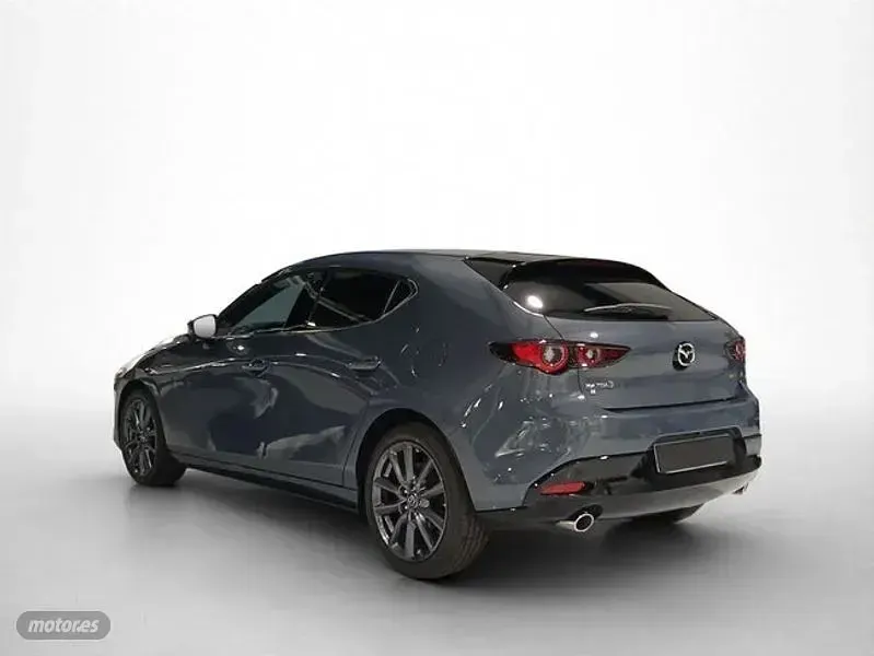 Usado Mazda 3 Exclusive-Line 140 CV (102 kW) 2025 Gris Berlina