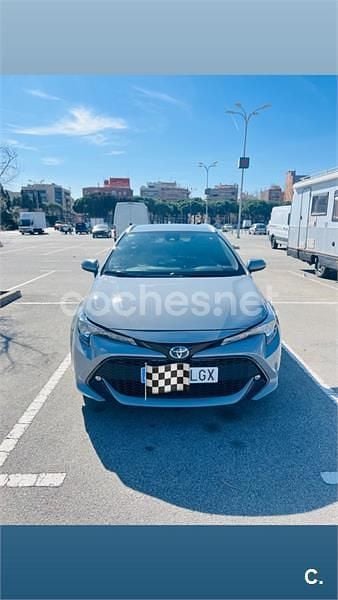 Usado Toyota Corolla Active 122 CV (89 kW) 2020 Gris / plata Familiar