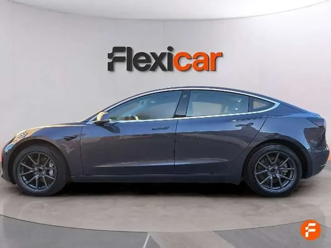 Usado Tesla Model 3 RWD 199 kW (271 CV) 2019 Gris Berlina