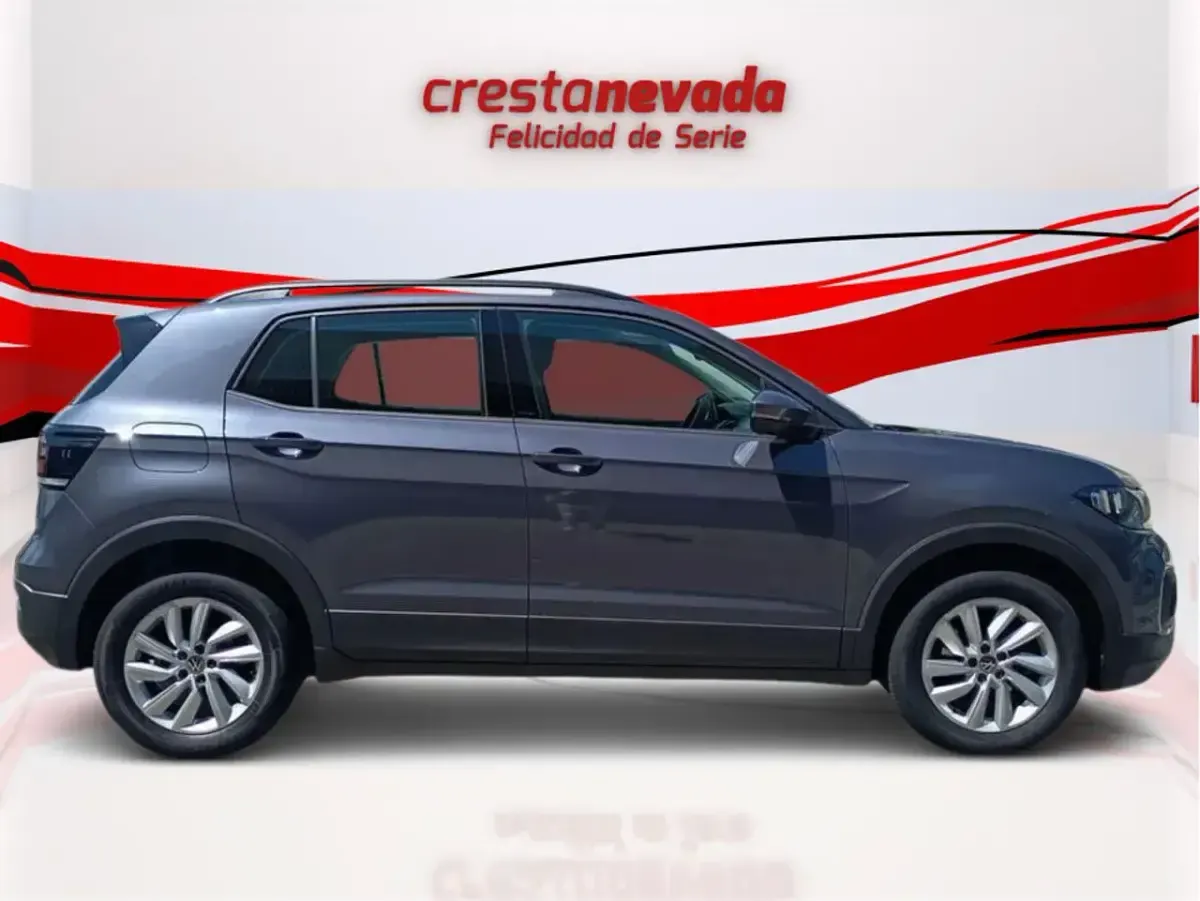 Usado VW T-Cross Advance 110 CV (80 kW) 2022 Gris SUV