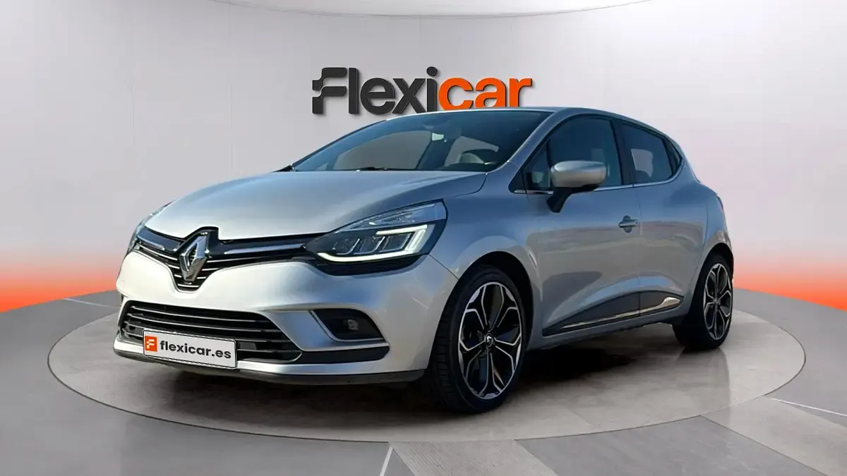 Usado Renault Clio IV Intens 91 CV (66 kW) 2019 Gris Utilitario