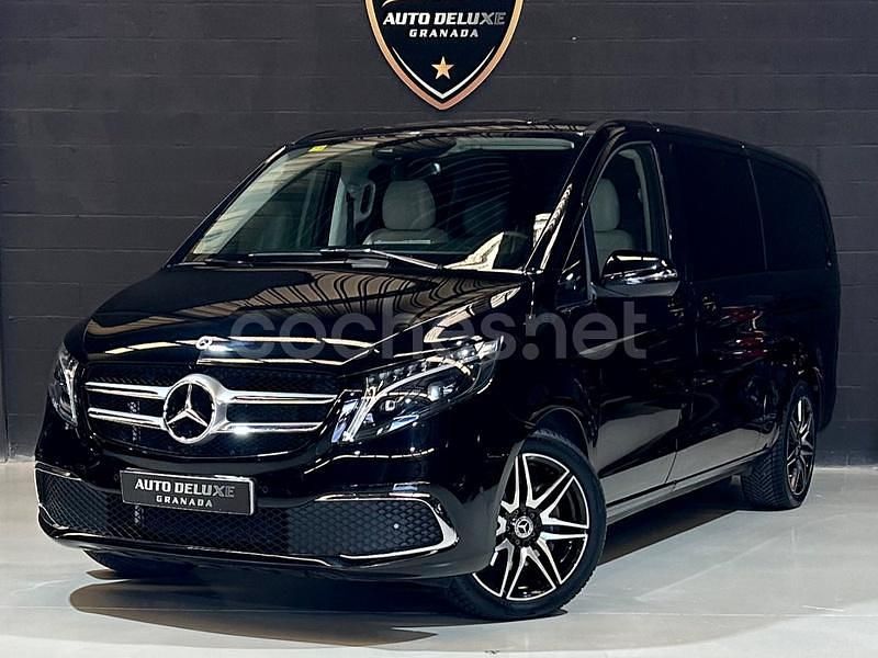 Negro Usado 2023 Mercedes V220 Avantgarde Monovolumen | 49.999 € (Caro) - Imagen 1/4