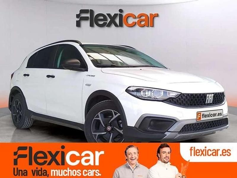 Usado Fiat Tipo 95 CV (69 kW) 2022 Blanco Berlina