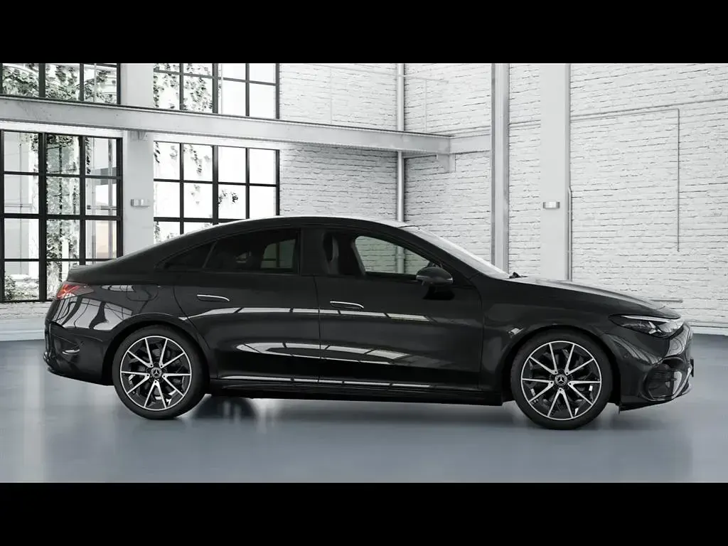 Usado Mercedes CLA 250+ 200 kW (272 CV) 2025 Negro cosmos Berlina