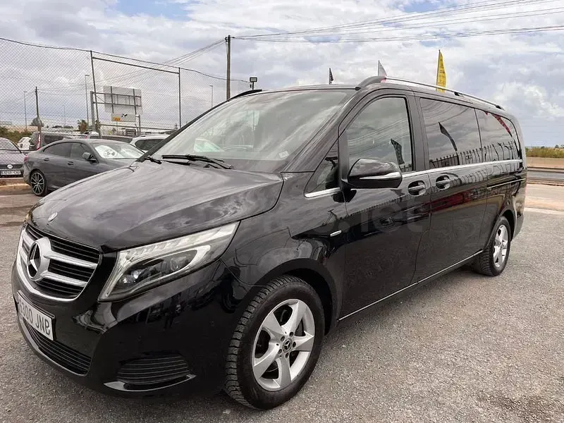 Usado Mercedes V250 Avantgarde 190 CV (139 kW) 2016 Negro Monovolumen