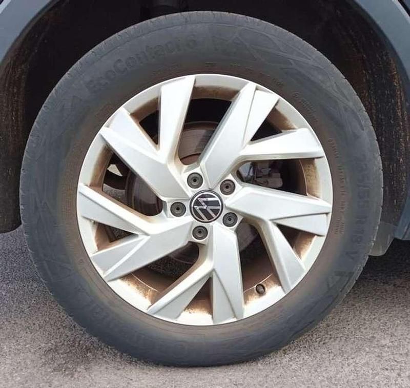 Usado VW Tiguan 131 HP (96 kW) 2022 Preto SUV