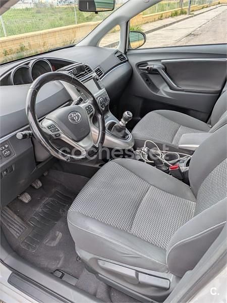 Usado Toyota Verso Advance 112 CV (82 kW) 2015 Blanco Monovolumen