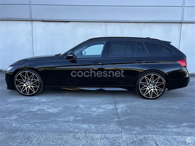 Usado BMW 318 M Performance 143 CV (105 kW) 2014 Negro Familiar