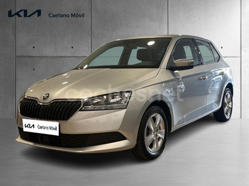 Gris / plata Usado 2019 Skoda Fabia Berlina | 12.499 € (Precio justo) - Imagen 1/4