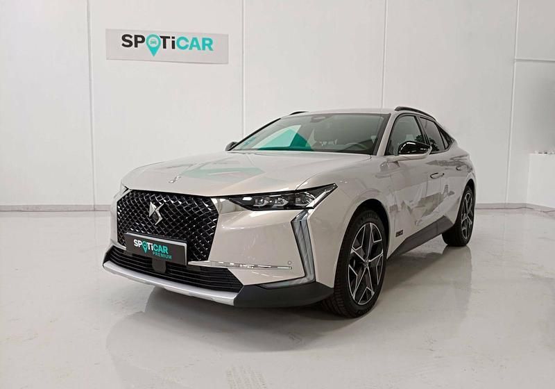 Usado DS Automobiles DS4 Crossback Rivoli 130 CV (95 kW) 2022 Beige SUV