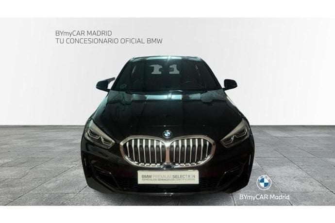 Usado BMW 118 Executive 150 CV (110 kW) 2022 Negro Utilitario