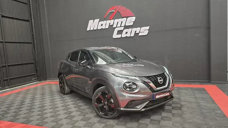 Usado Nissan Juke Tekna 114 CV (83 kW) 2025 Gris / plata SUV