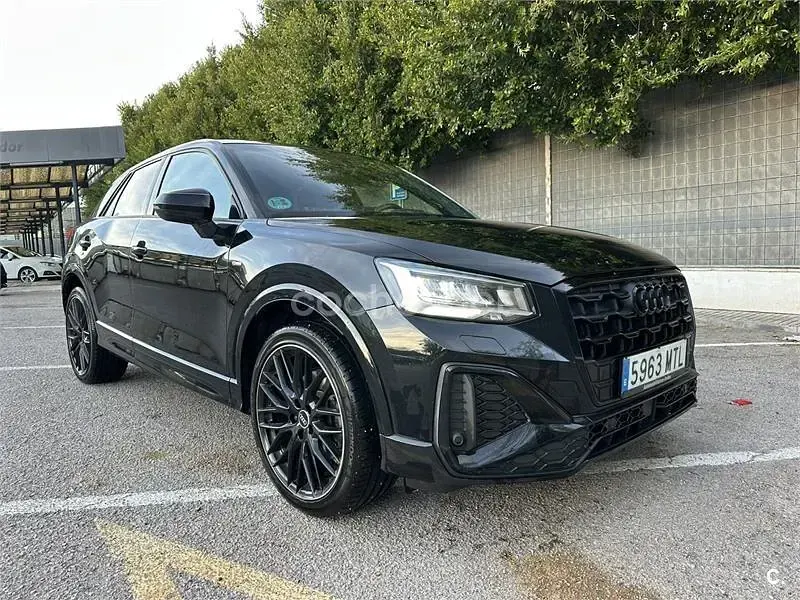 Usado Audi Q2 S-Line 150 CV (110 kW) 2023 Negro SUV